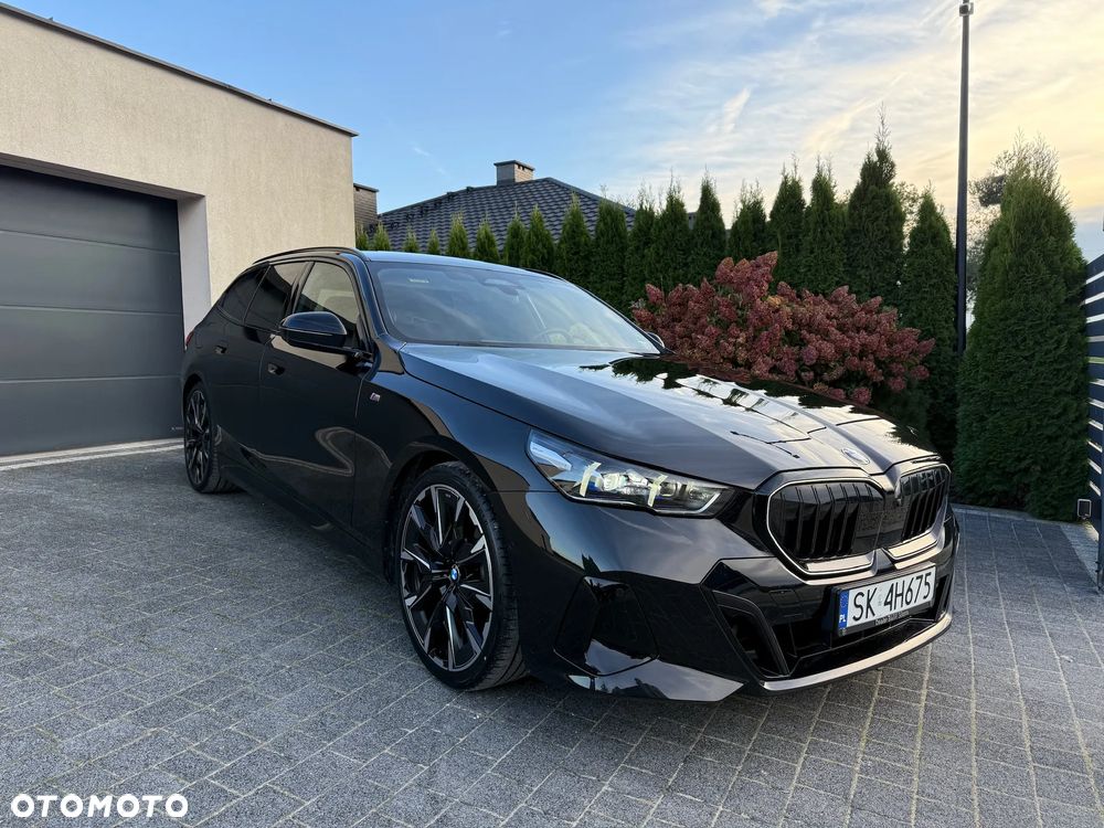 BMW Seria 5 520d xDrive Touring - 4
