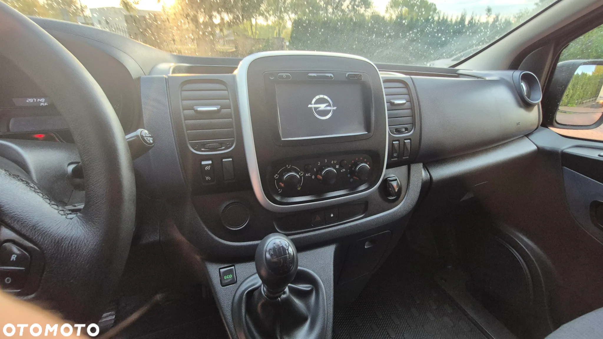 Opel Vivaro - 33
