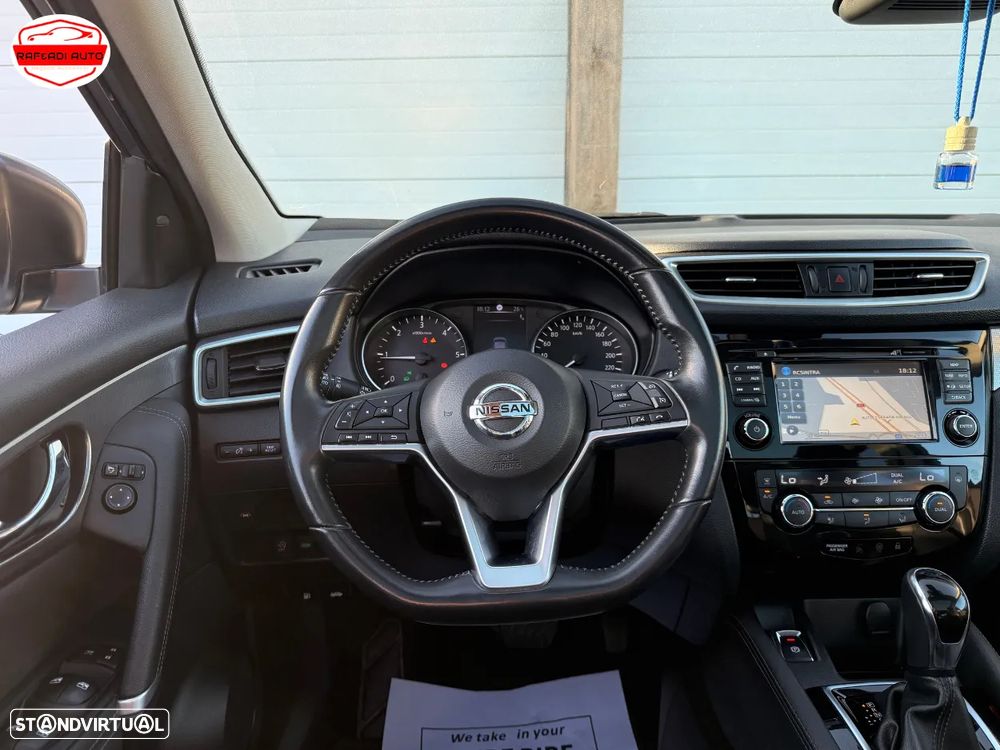 Nissan Qashqai 1.6 dCi N-Connecta Led Xtronic - 21