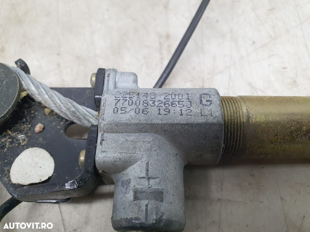 Pretensioner stanga fata 7700832665j Renault Megane 1 [1995 - 1999] - 2