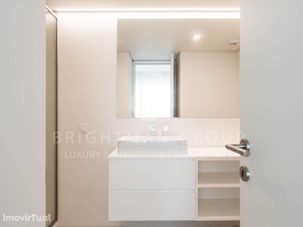 Apartamento T3 com estacionamento perto do Pq. das Nações - Grande imagem: 5/18