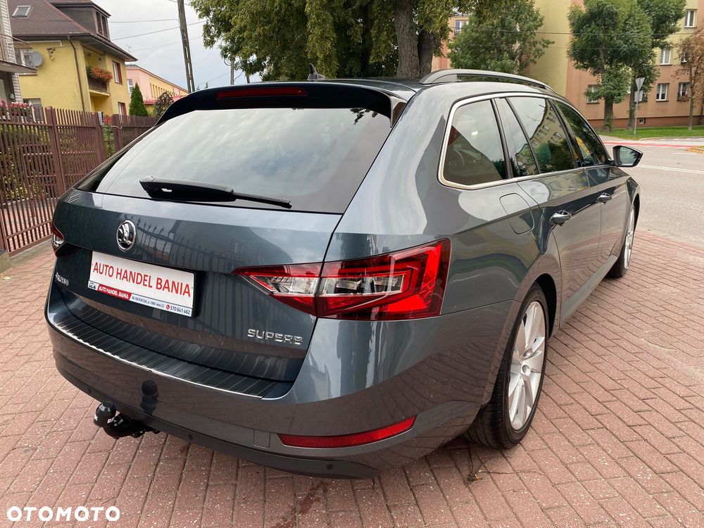 Skoda Superb 2.0 TDI Ambition - 26
