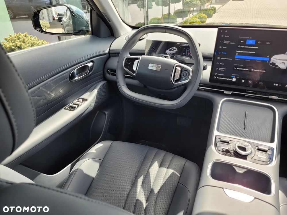 Geely Starray EM-i 1.5 PHEV Pro - 12