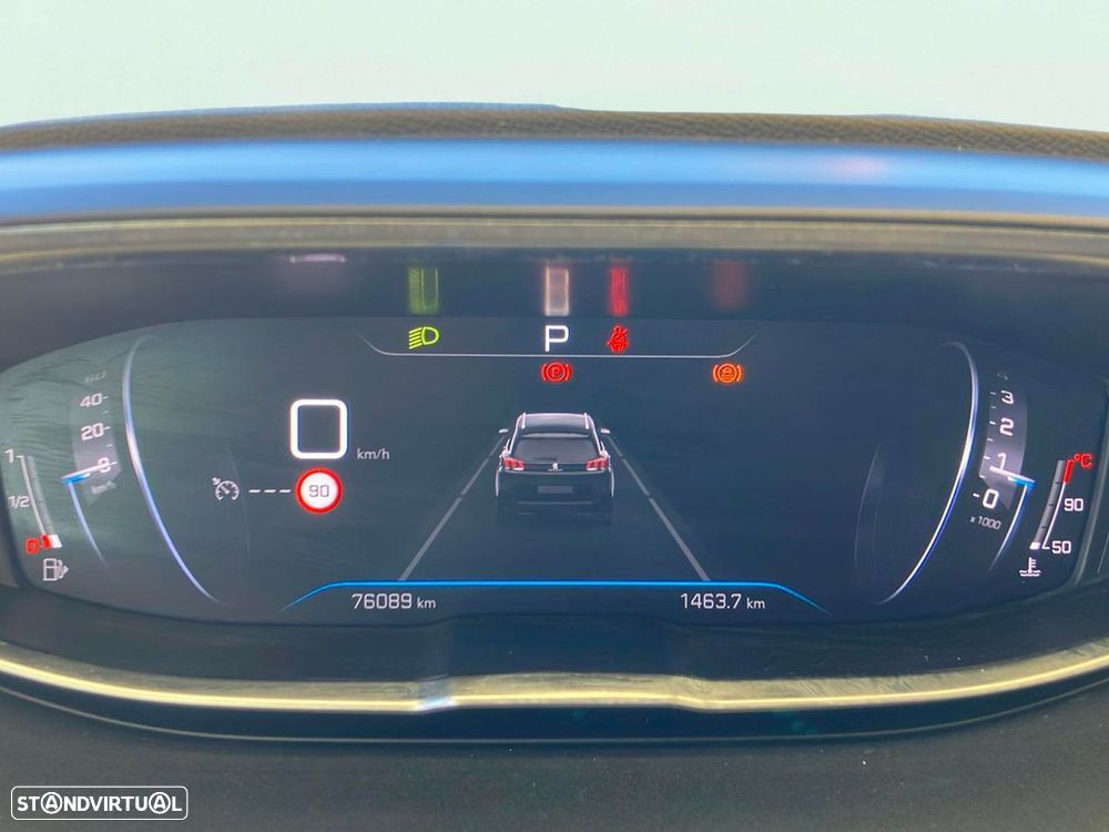 Peugeot 5008 1.5 BlueHDi Allure Pack EAT8 - 11