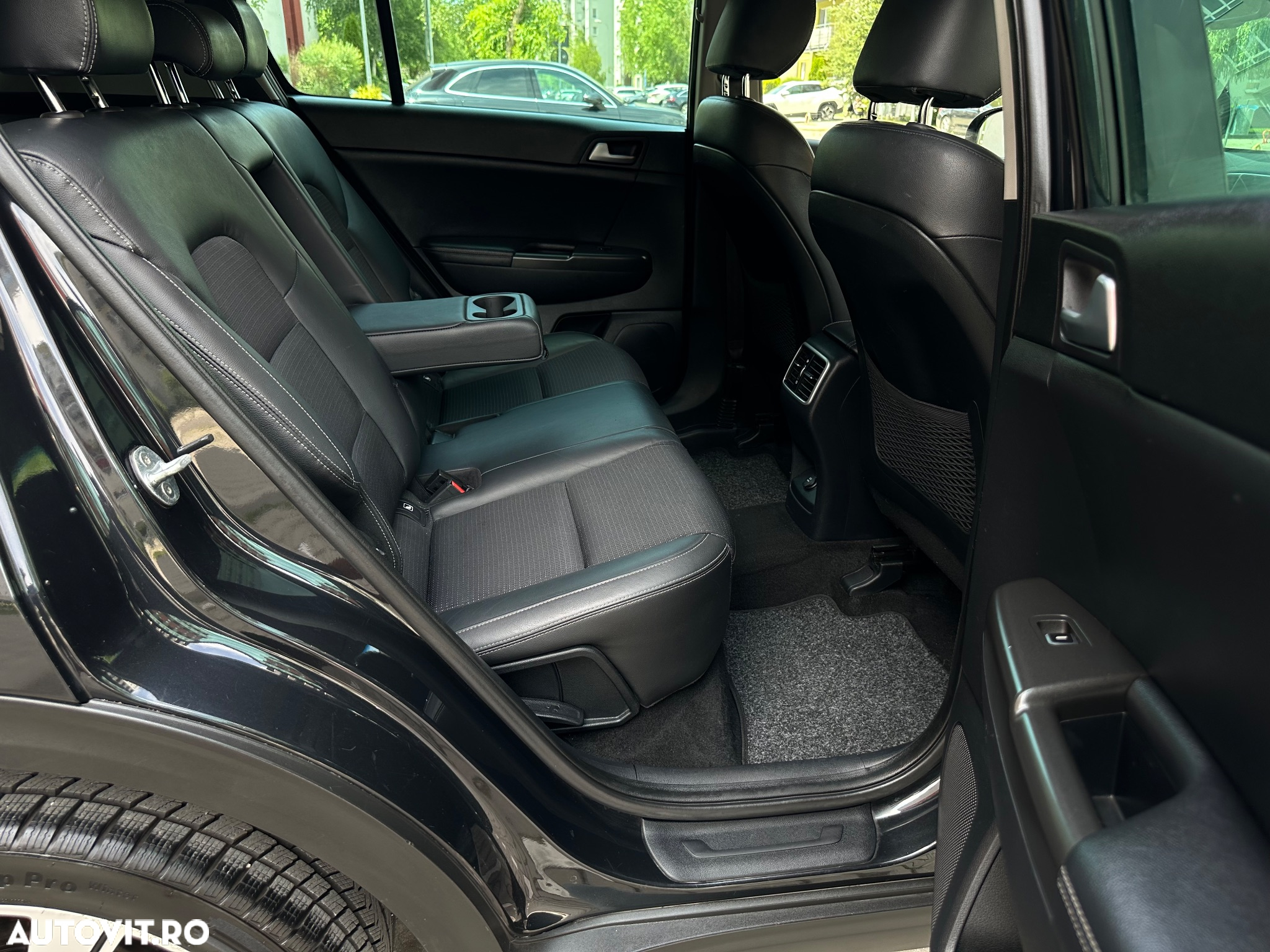 Kia Sportage 1.7 CRDI 2WD Vision - 27