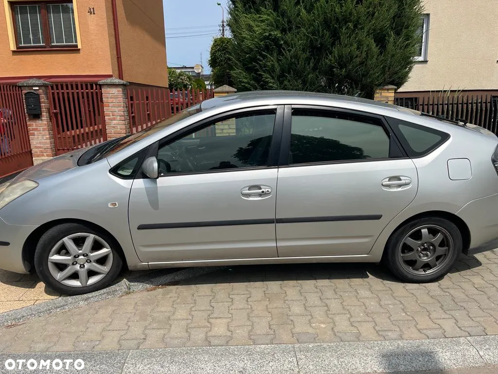 Toyota Prius 1.5 VVT-i Prestige - 3