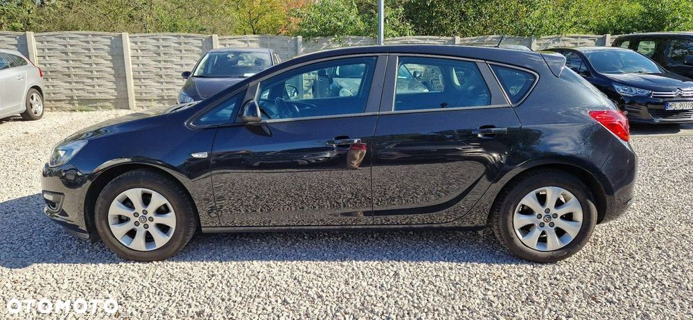 Opel Astra - 4