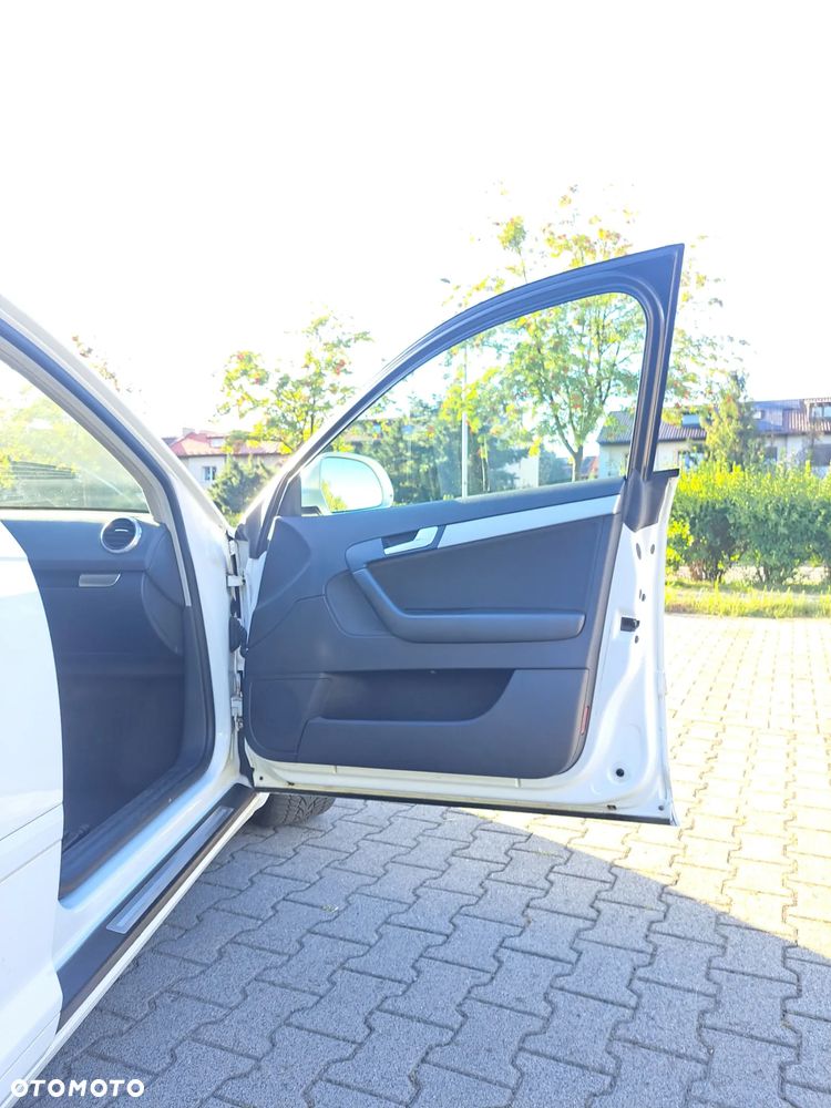 Audi A3 Sportback 1.6 TDI DPF Ambition - 25