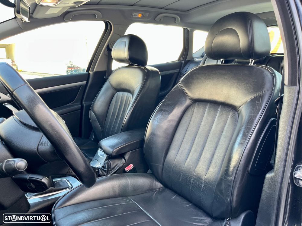 Peugeot 407 SW 2.2 HDi SE Navteq - 26