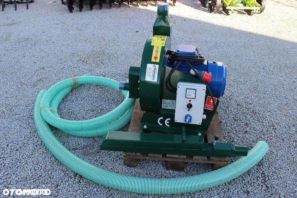 Rozdrabniacz bijakowy śrutownik ssąco-tłoczący ADRAF - 4