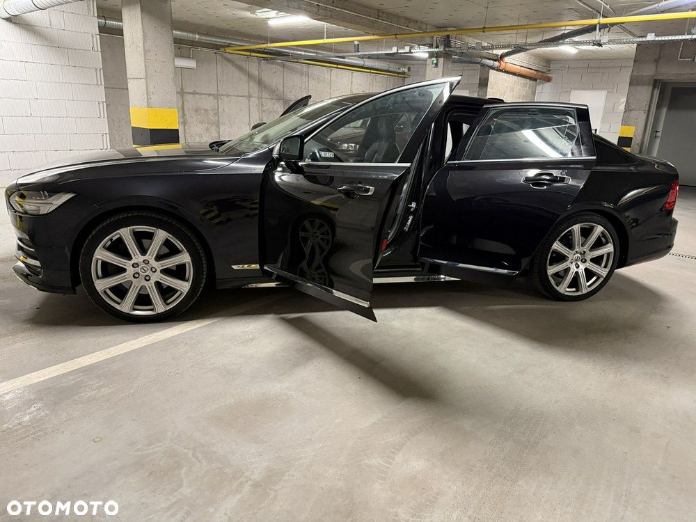 Volvo S90 D5 AWD Inscription - 32