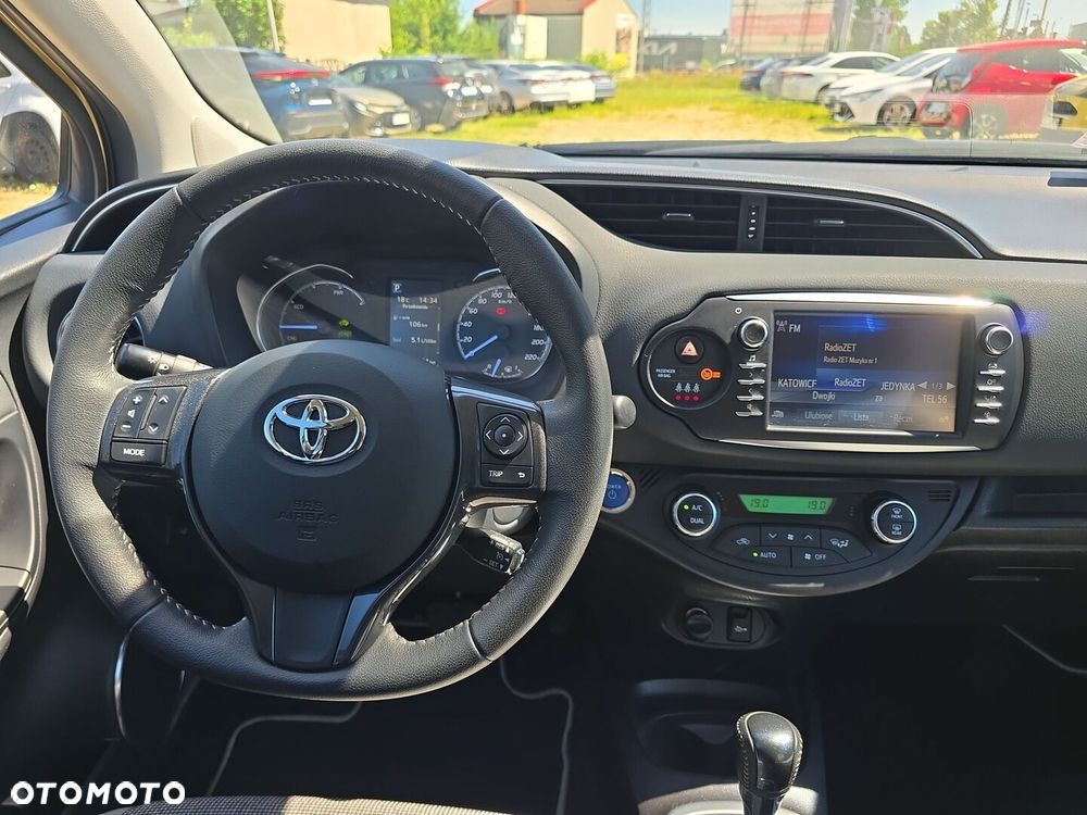 Toyota Yaris - 11
