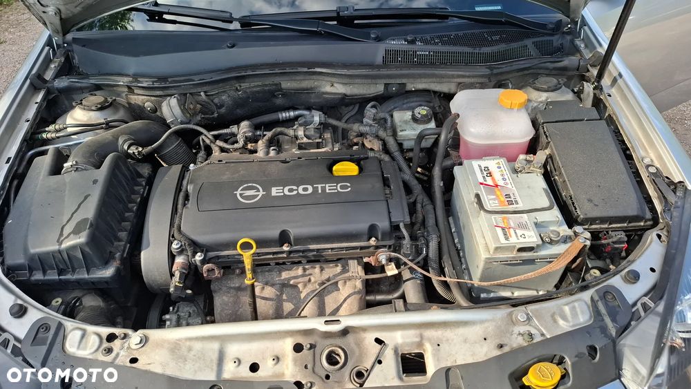 Opel Astra 1.6 - 18