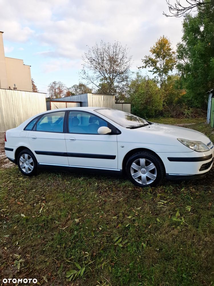 Citroën C5 1.6 HDi Attraction - 17