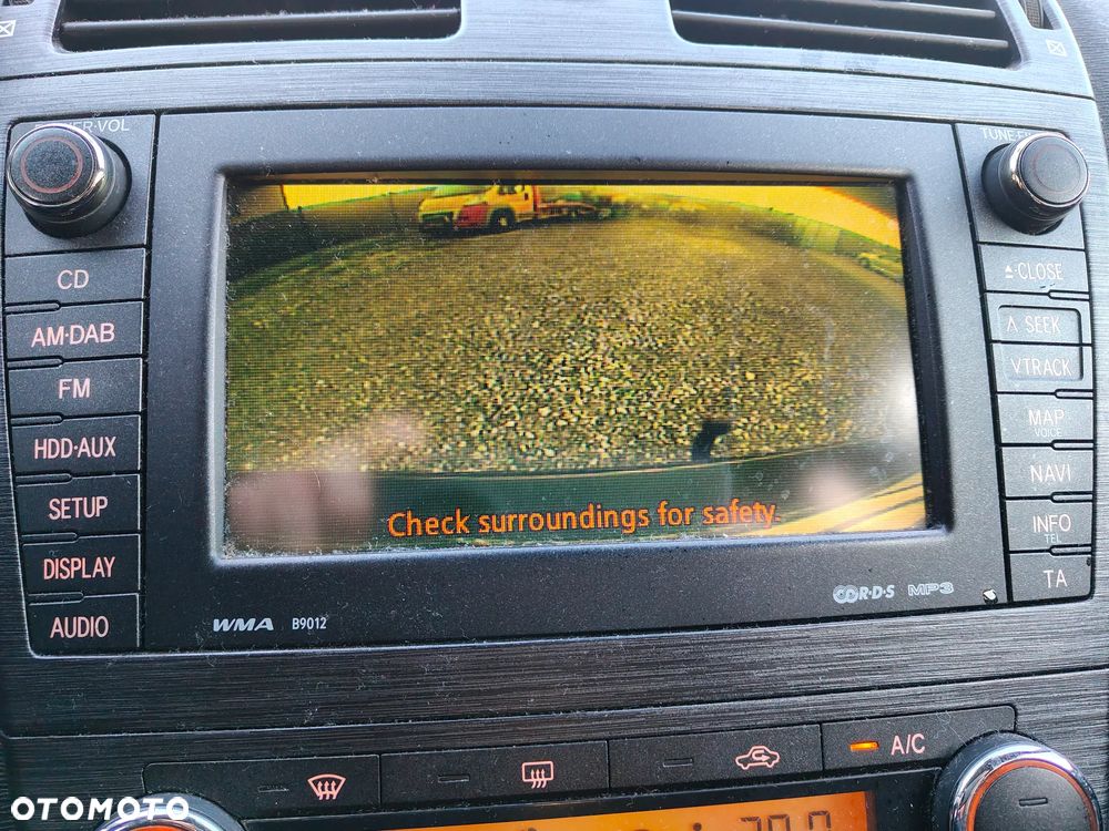 Toyota Avensis 2.0 Sol NAVI MS - 6