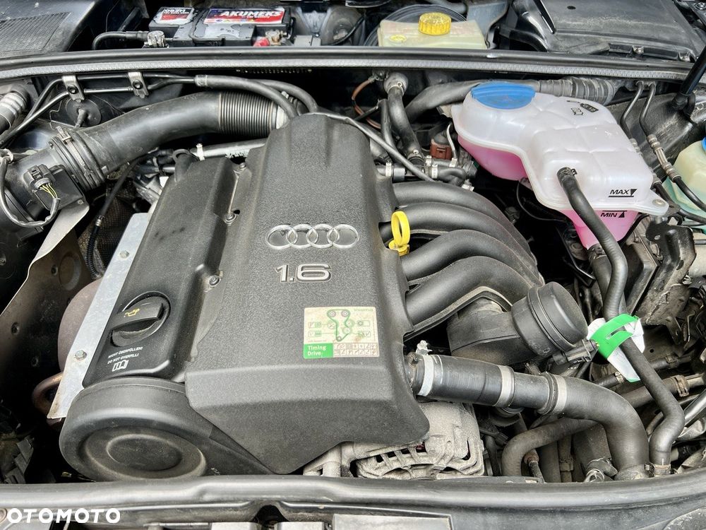 Audi A4 Limousine - 12