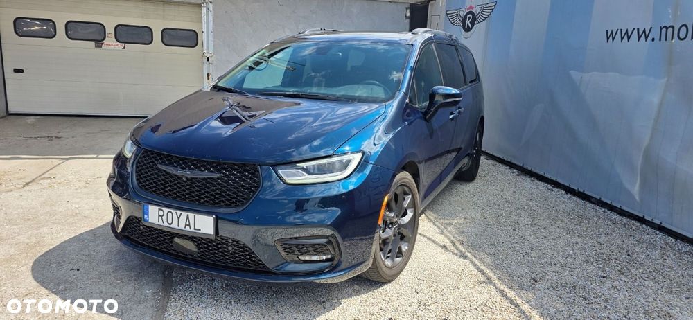 Chrysler Pacifica - 7