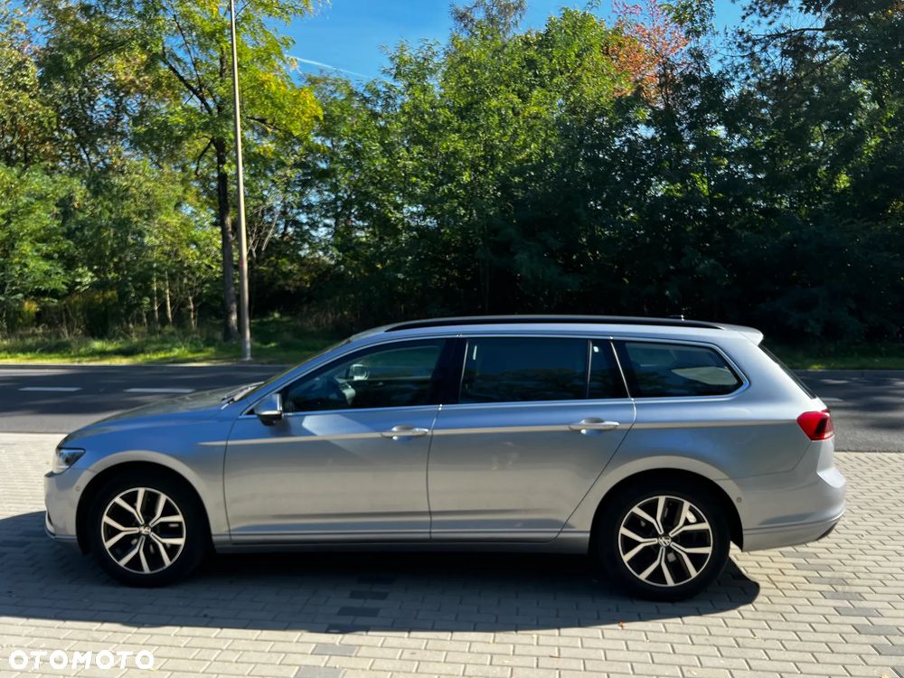 Volkswagen Passat - 6