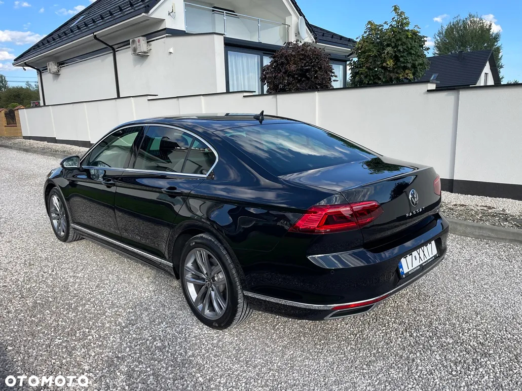 Volkswagen Passat 2.0 TDI 4Mot Elegance DSG - 5