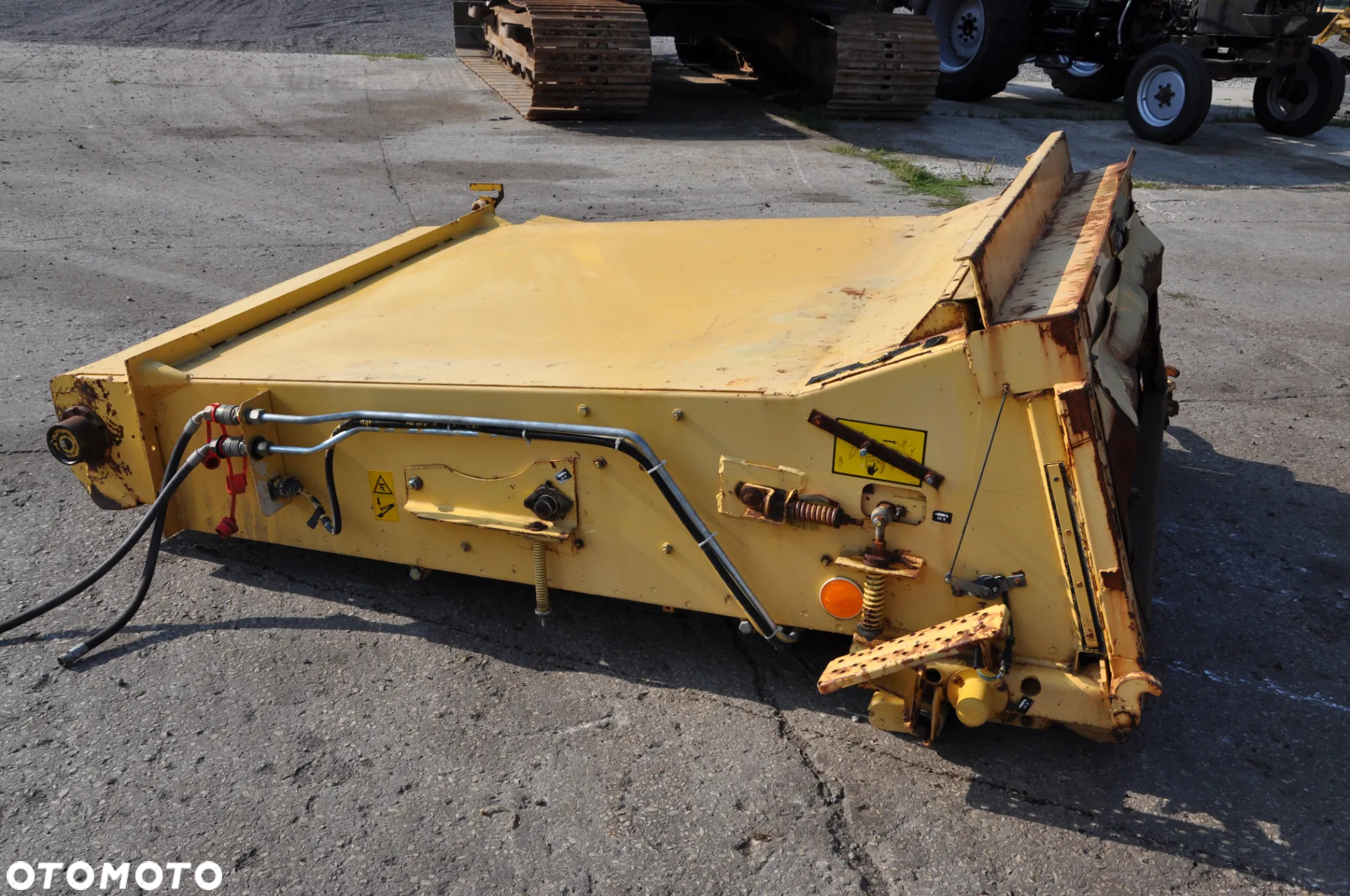 FELGA OPONA WARIATOR NEW HOLLAND TF78 TX66 - 39