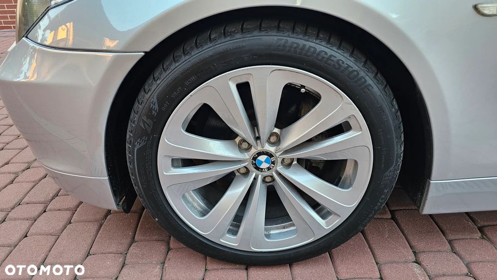 BMW Seria 5 530i - 30