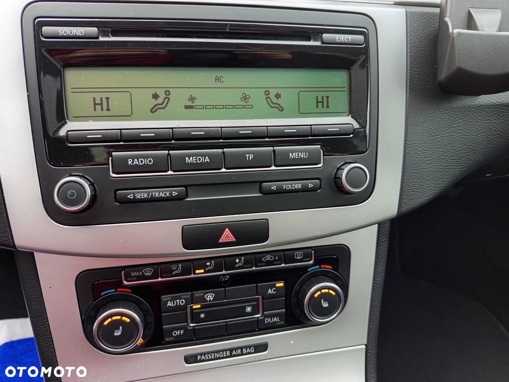 Volkswagen Passat Variant 2.0 TDI Comfortline - 25