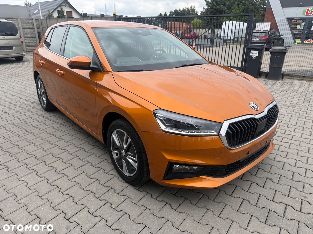 Skoda Fabia 1.0 TSI Style Color - 8