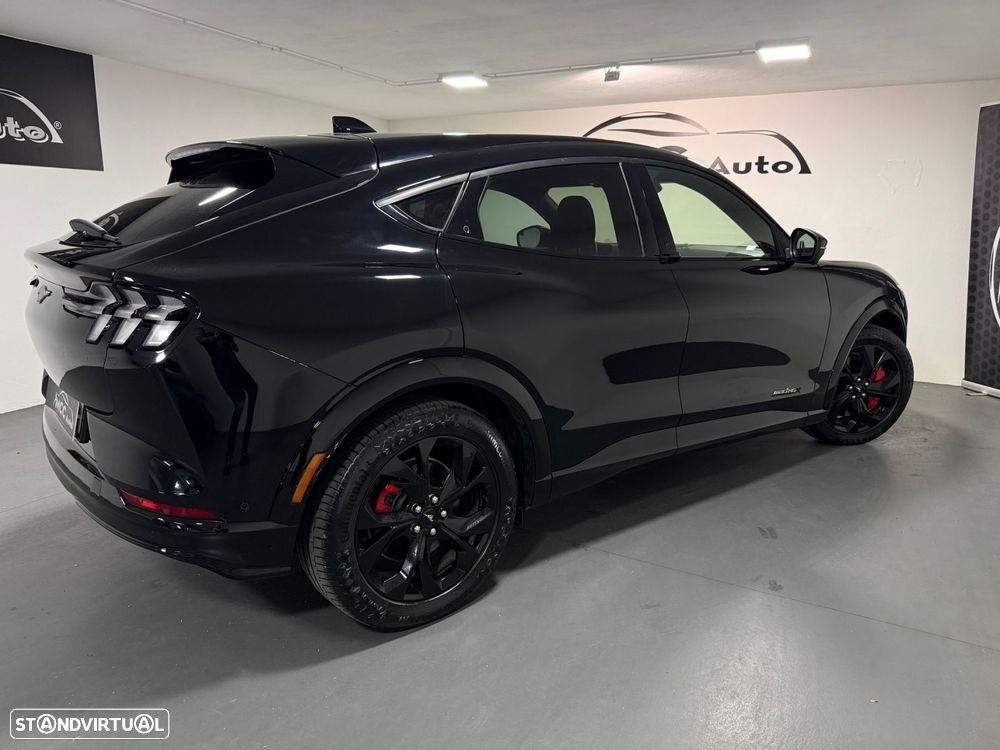 Ford Mustang Mach-E Alargada AWD - 17