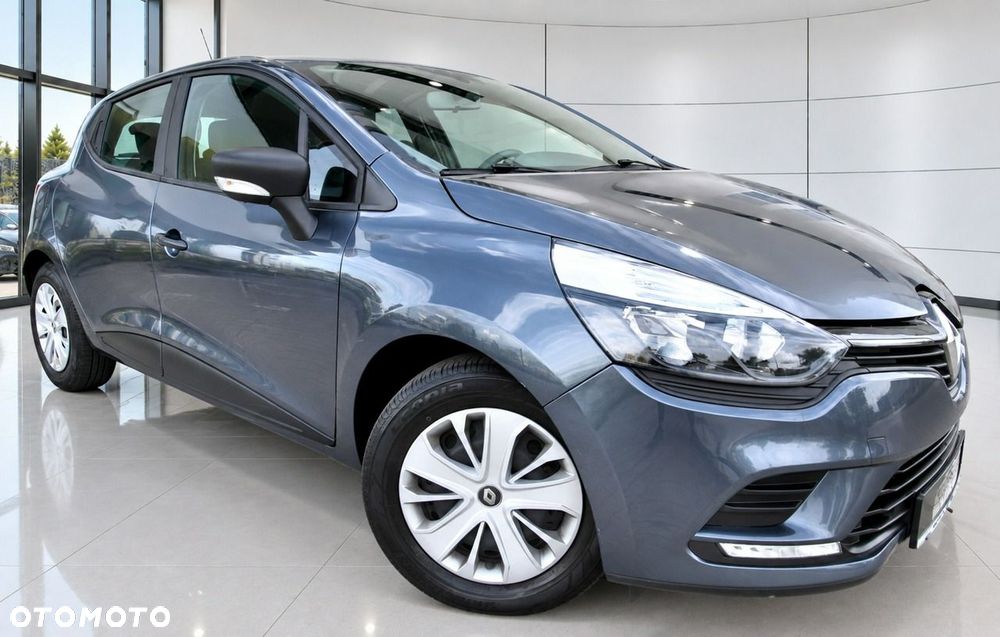 Renault Clio - 21