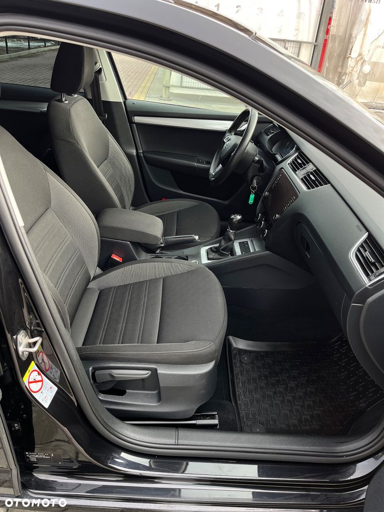 Skoda Octavia 2.0 TDI Style - 12