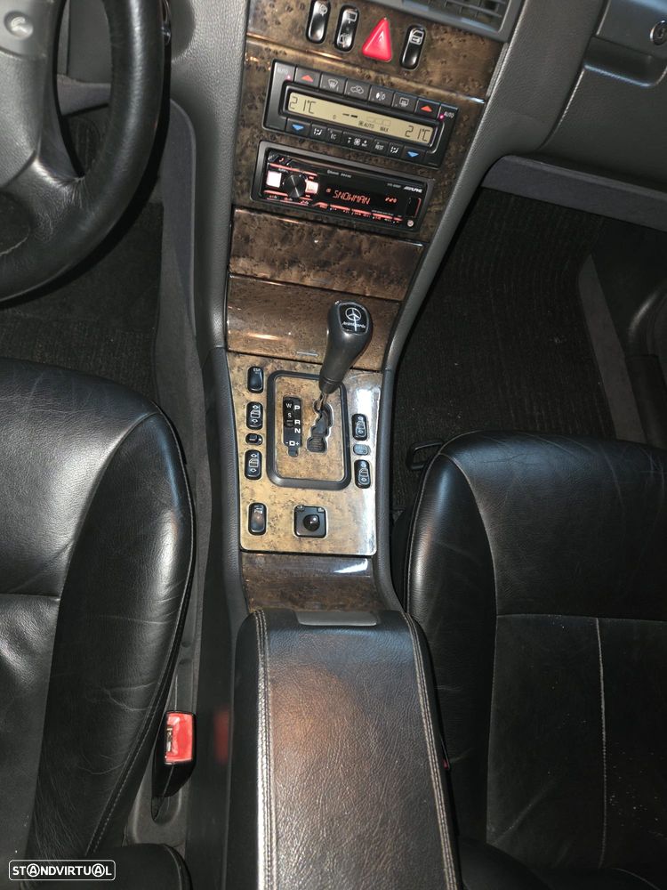 Mercedes-Benz E 320 CDi Avantgarde - 19