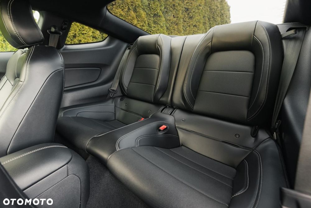 Ford Mustang 5.0 V8 GT - 14