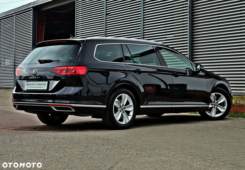 Volkswagen Passat Variant 2.0 TSI Elegance DSG - 8