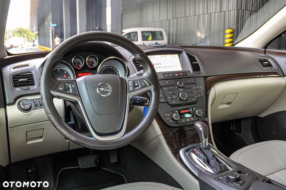 Opel Insignia 2.0 CDTI Cosmo - 9