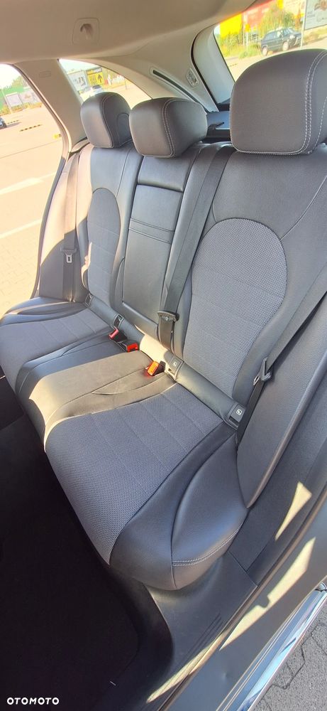 Mercedes-Benz Klasa C 200 9G-TRONIC - 11
