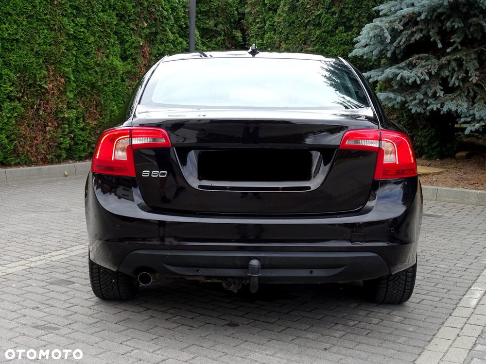 Volvo S60 D3 Geartronic RDesign - 6