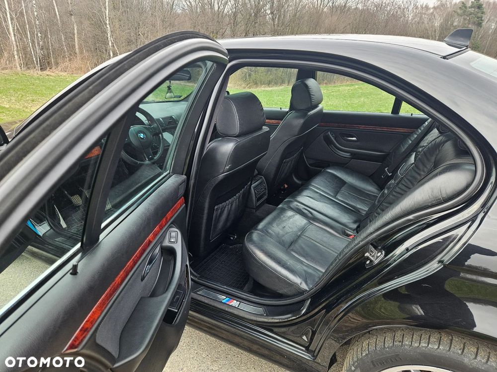 BMW Seria 5 - 11