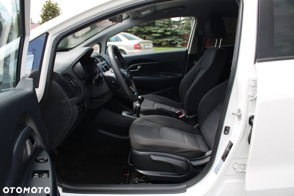 Kia Rio 1.2 Edition 7 - 16
