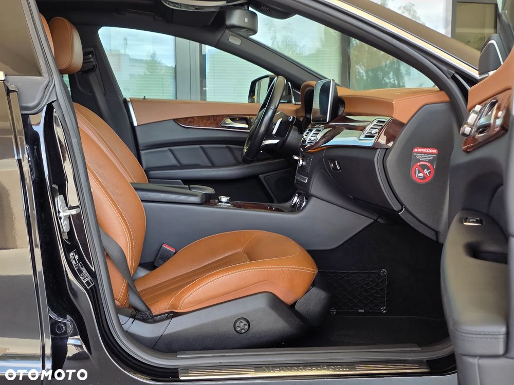 Mercedes-Benz CLS 350 BlueTEC 4-Matic - 32