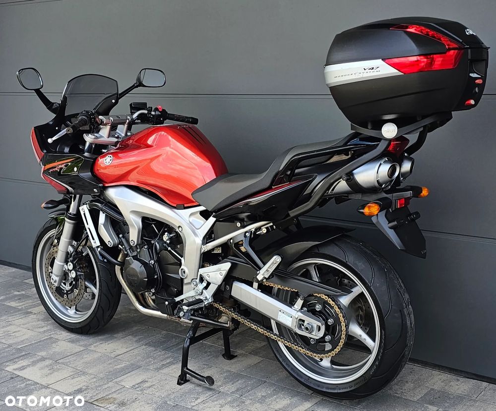 Yamaha FZ6 - 6