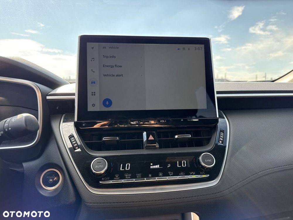 Toyota Corolla Cross - 21