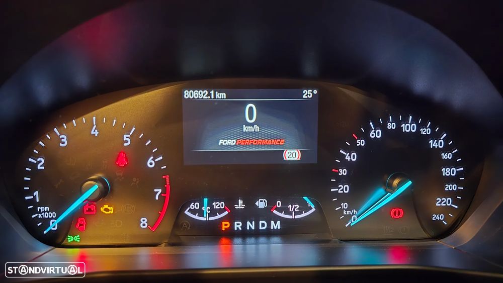 Ford Focus SW - 20