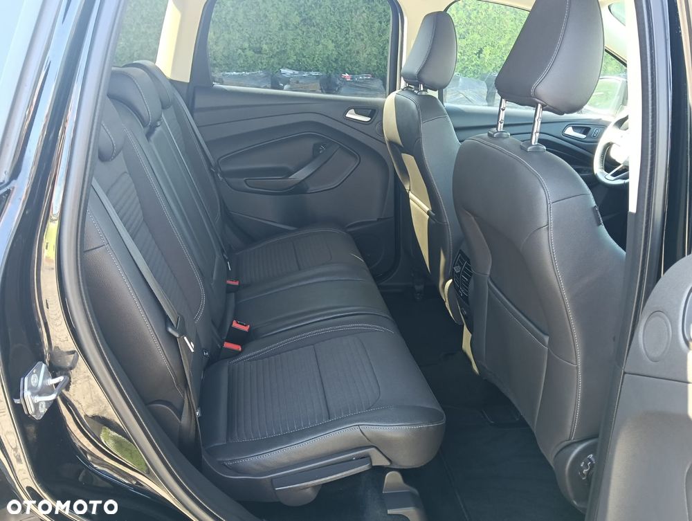 Ford Kuga - 23