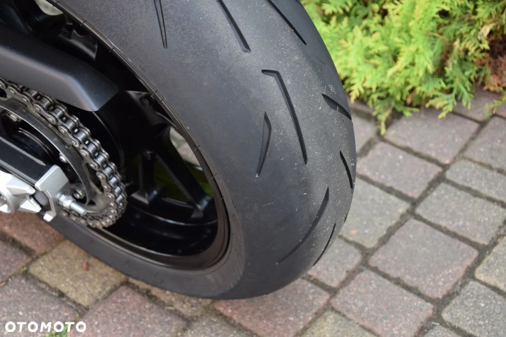 Yamaha MT - 16