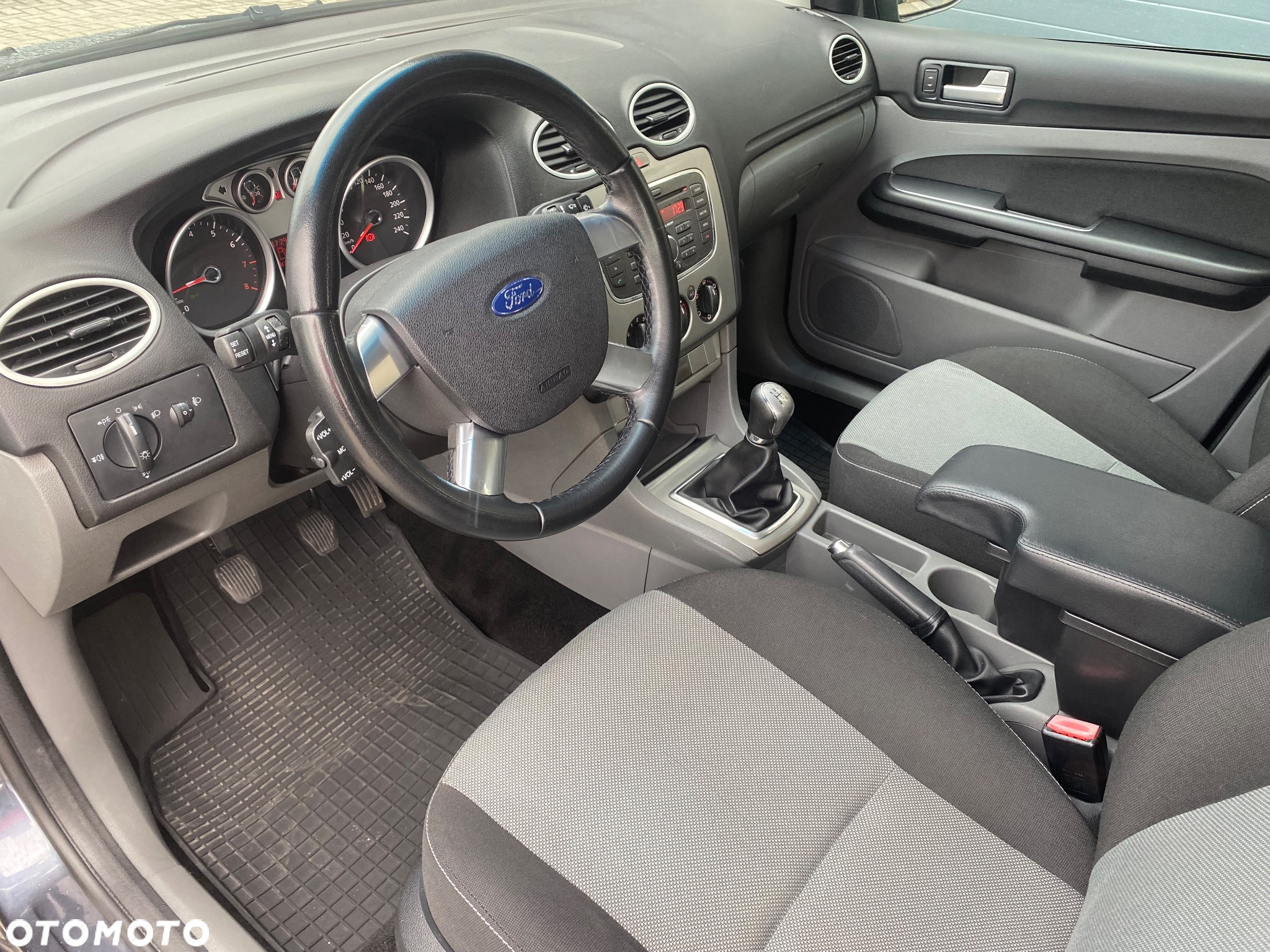 Ford Focus - 15