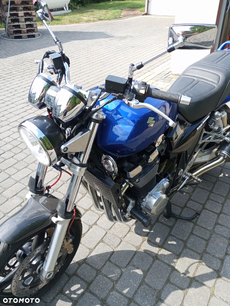 Suzuki GSX - 9