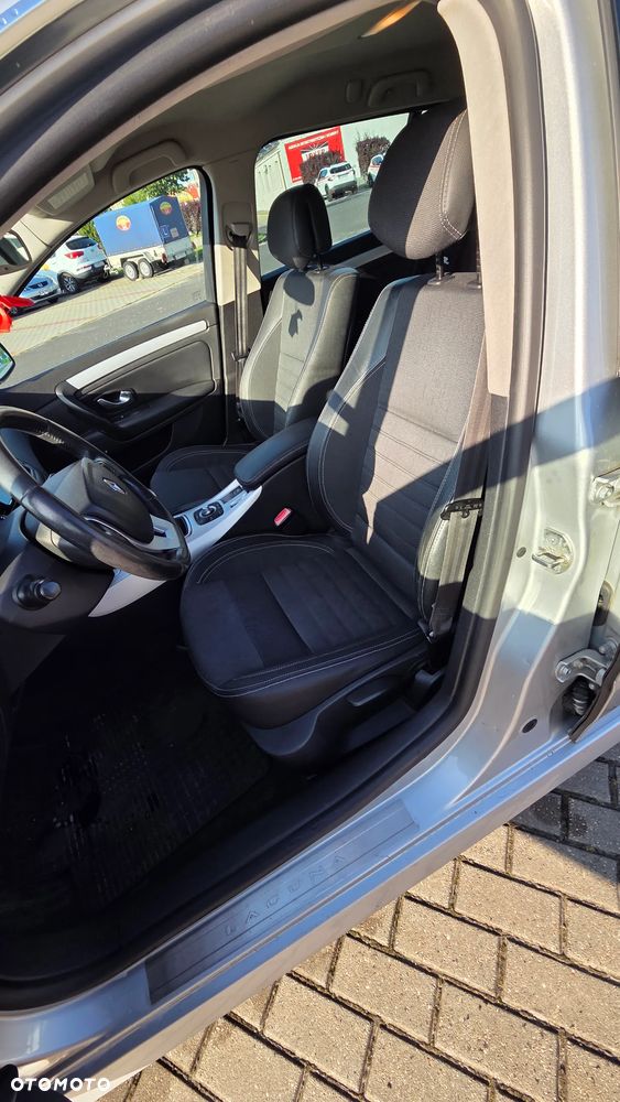 Renault Laguna - 16