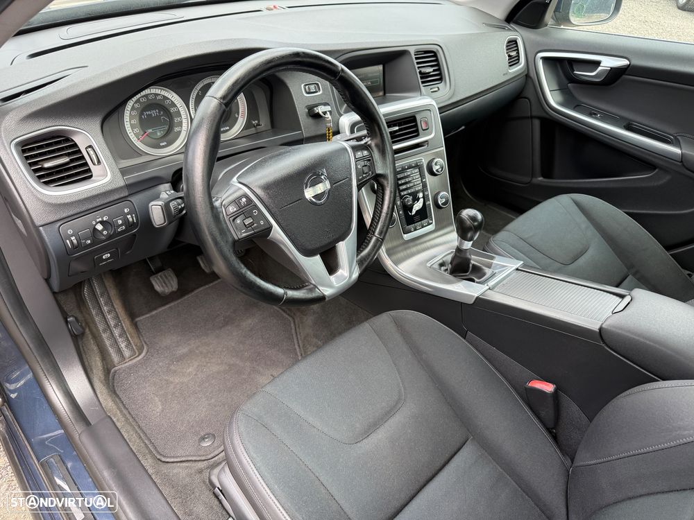 Volvo S60 2.0 D3 Momentum Start/Stop - 7