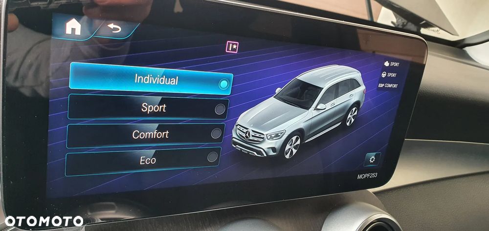 Mercedes-Benz GLC 200 d 4-Matic - 23