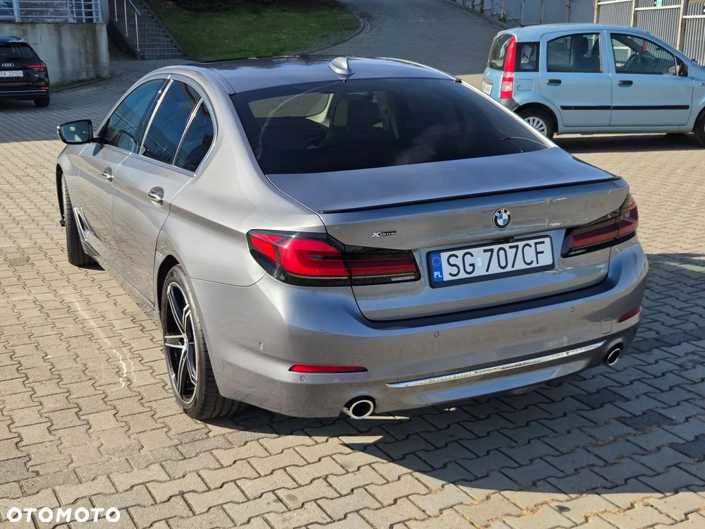 BMW Seria 5 520d xDrive Luxury Line - 4